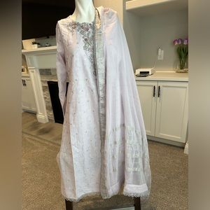 Brand new 2 piece Pakistani Indian suite
